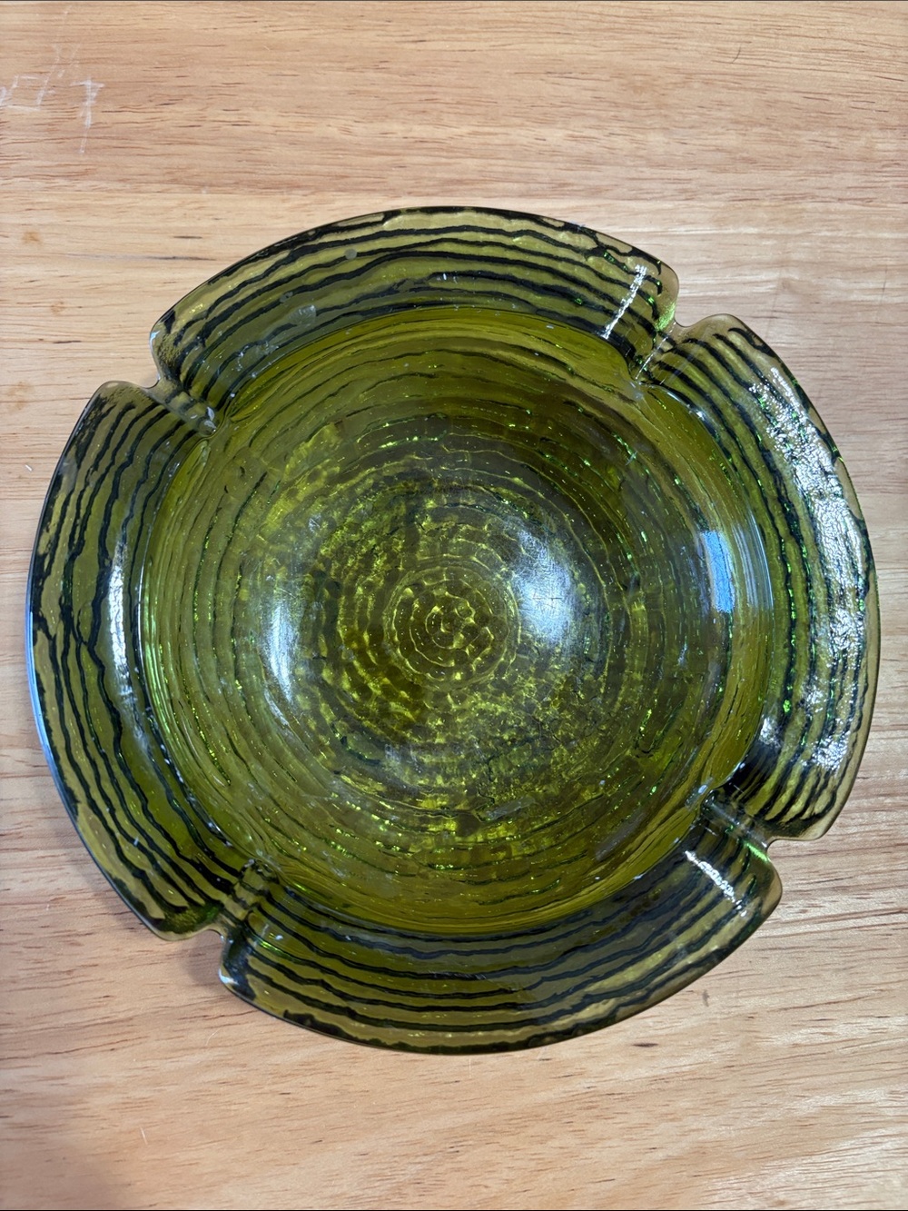 Vintage Anchor Hocking Soreno Avacado Green Glass Nest Style Ashtray